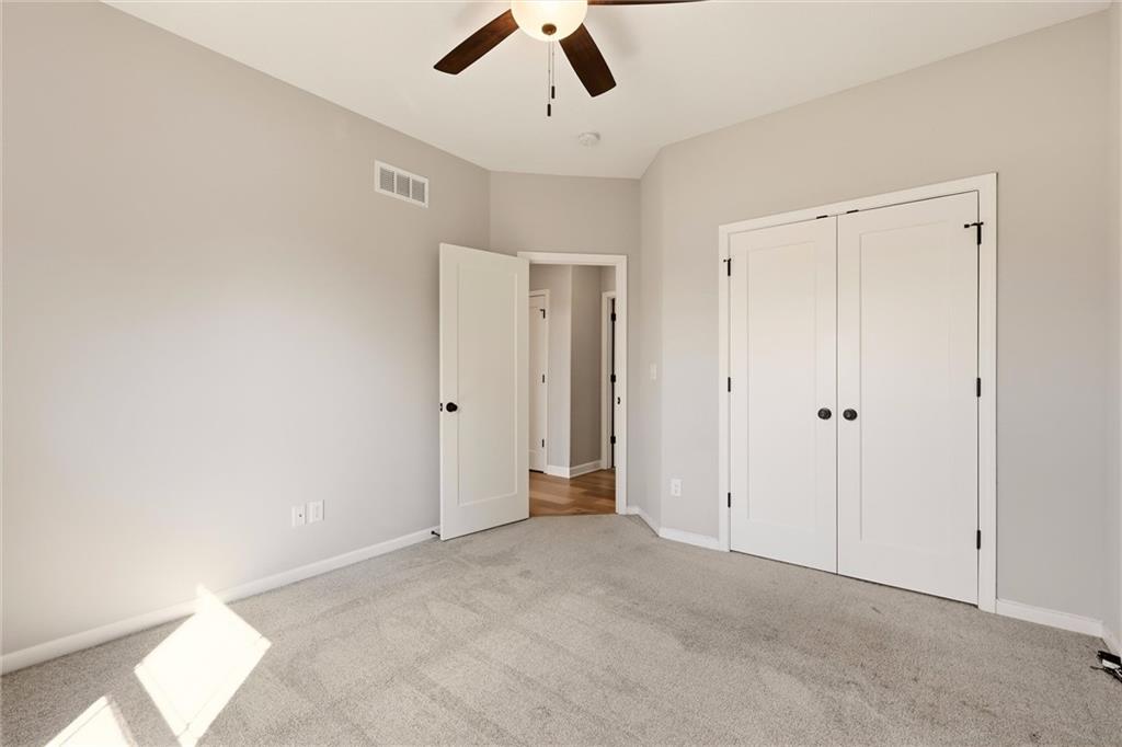 2209 Greenfield Court Property Photo 23