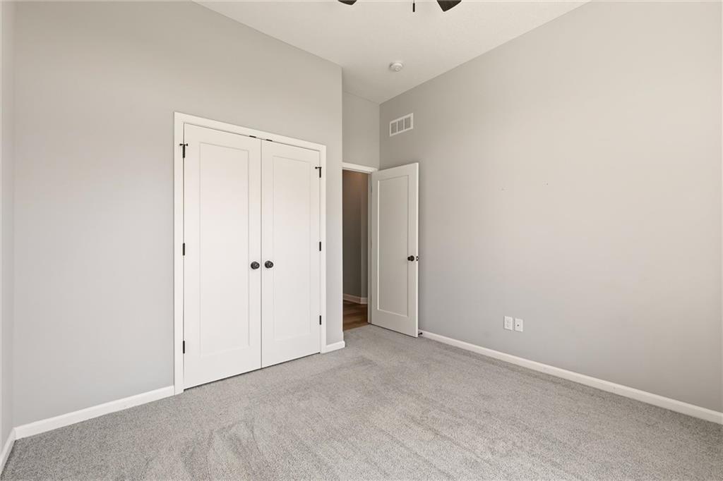 2209 Greenfield Court Property Photo 25