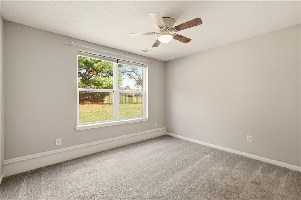 2209 Greenfield Court Property Photo 30