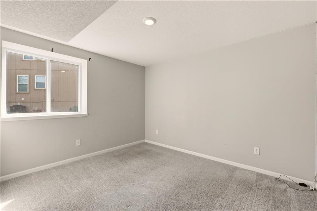 2209 Greenfield Court Property Photo 32