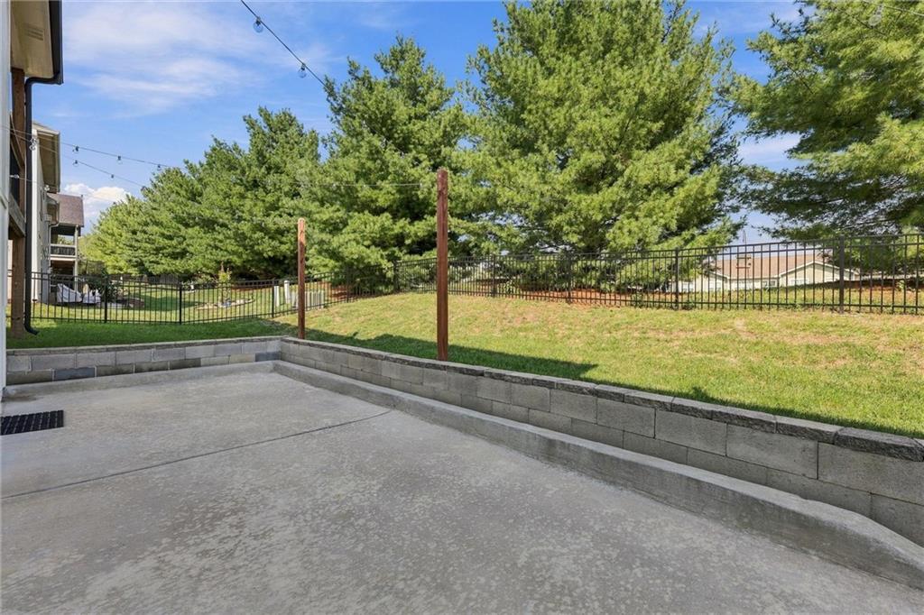 2209 Greenfield Court Property Photo 40