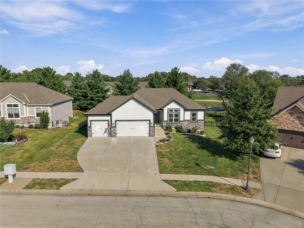 2209 Greenfield Court Property Photo 45
