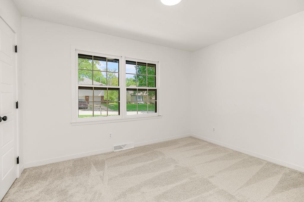 5908 Nw Harris Drive Property Photo 15