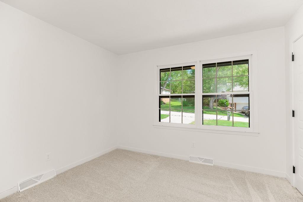 5908 Nw Harris Drive Property Photo 17