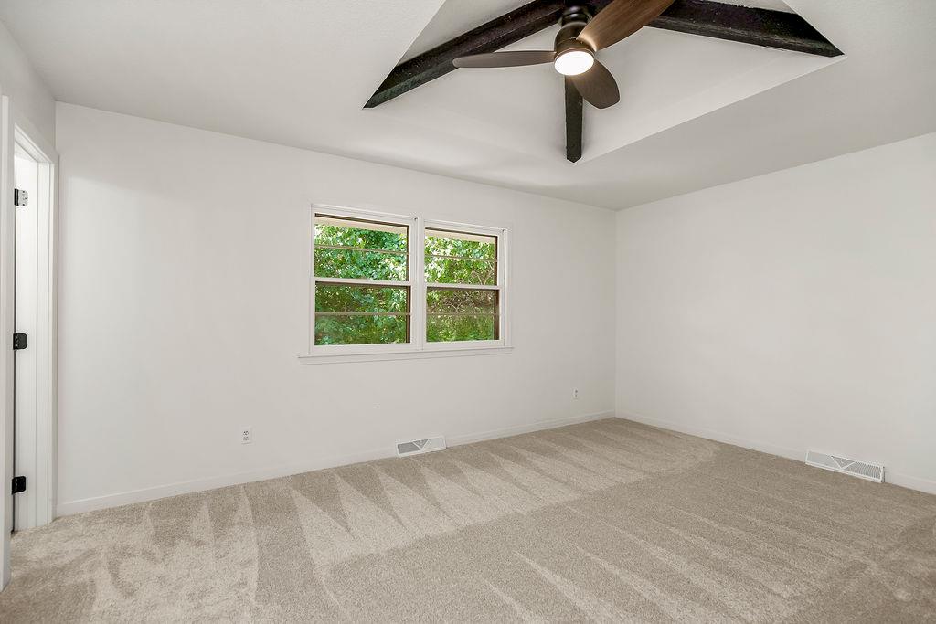 5908 Nw Harris Drive Property Photo 19