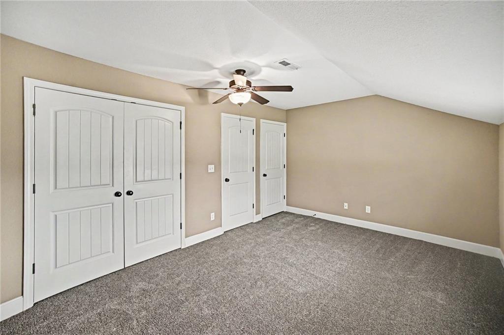 2200-2206 Sw Suncatcher Road Property Photo 10