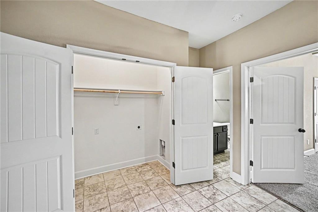 2200-2206 Sw Suncatcher Road Property Photo 11