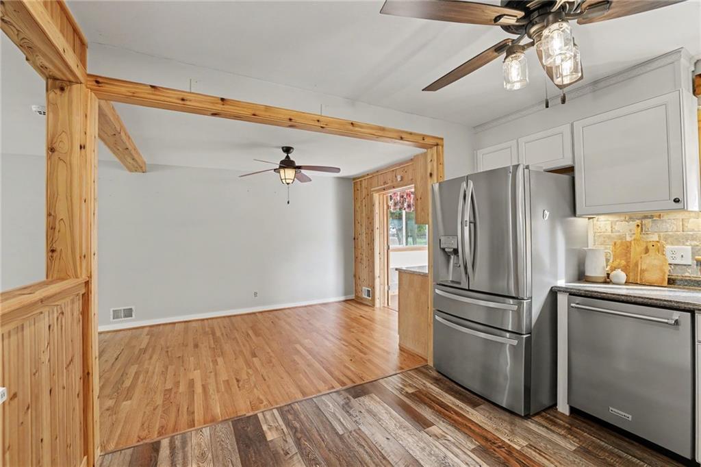 9029 Grandview Drive Property Photo 11