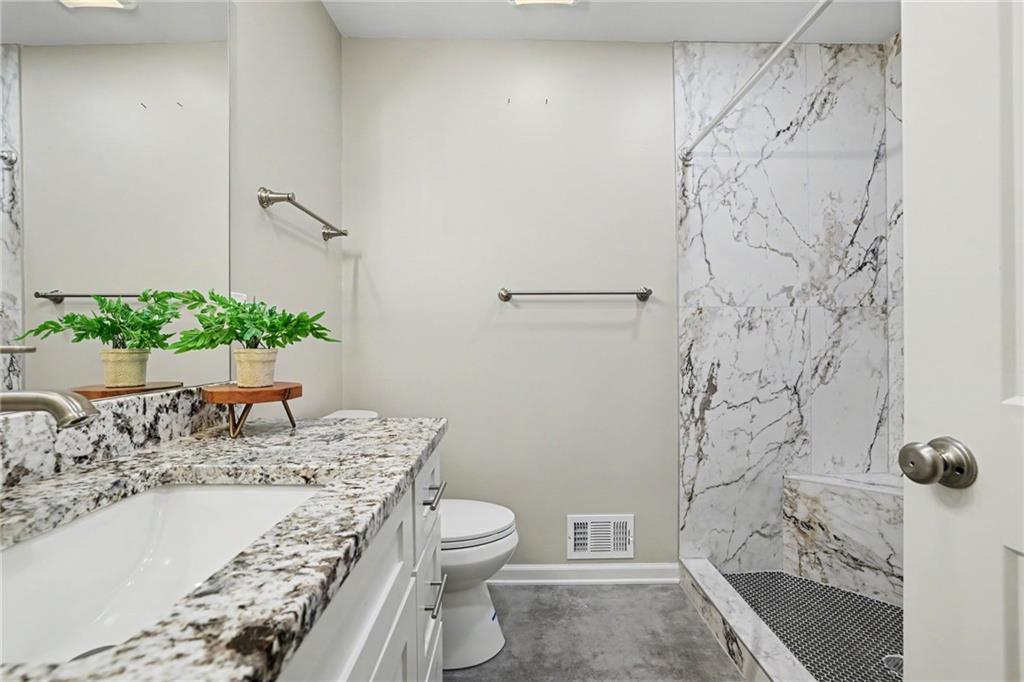 9029 Grandview Drive Property Photo 19