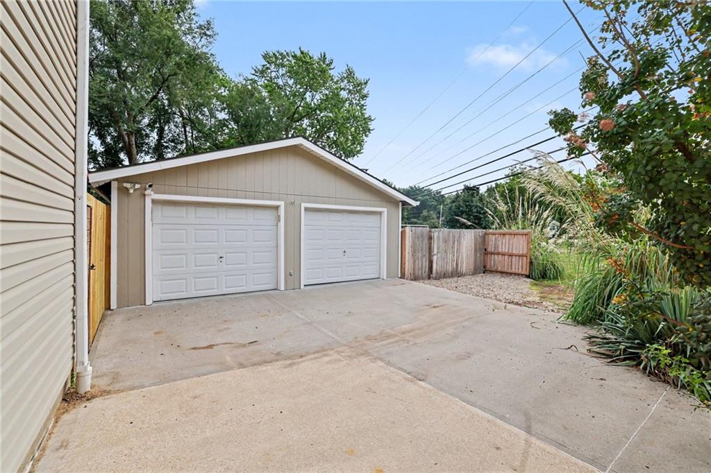 9029 Grandview Drive Property Photo 29