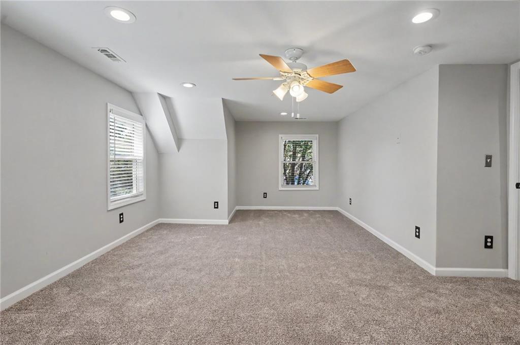 725 N Willie Street Property Photo 27