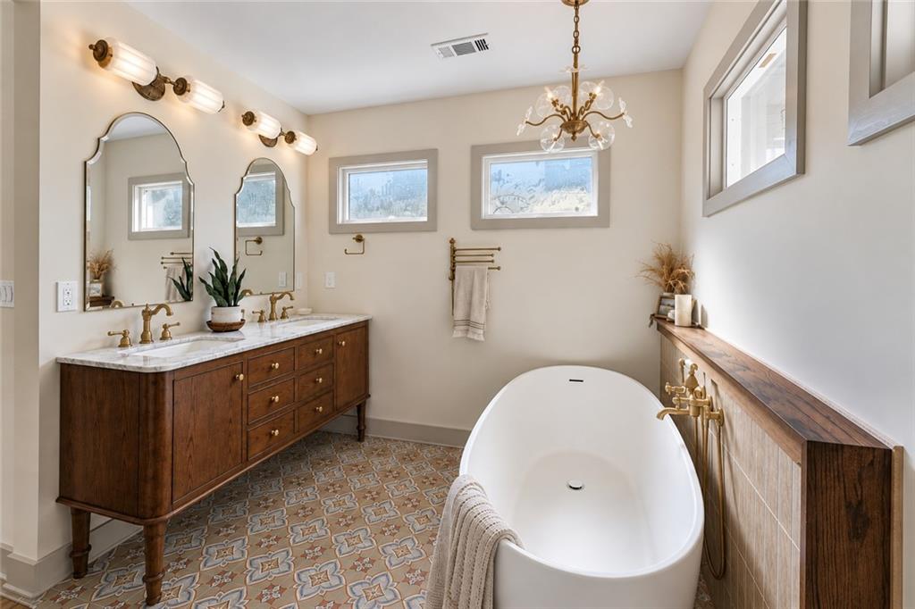 5840 Mcgee Street Property Photo 21