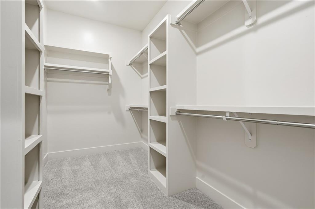 1226 Larkspur Place Property Photo 14