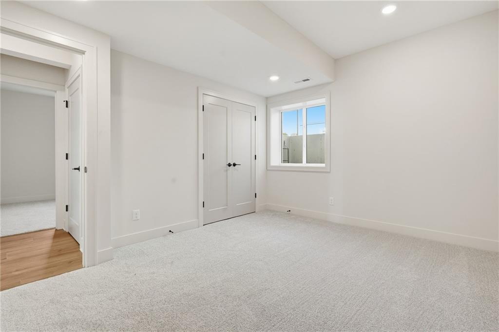 1226 Larkspur Place Property Photo 19
