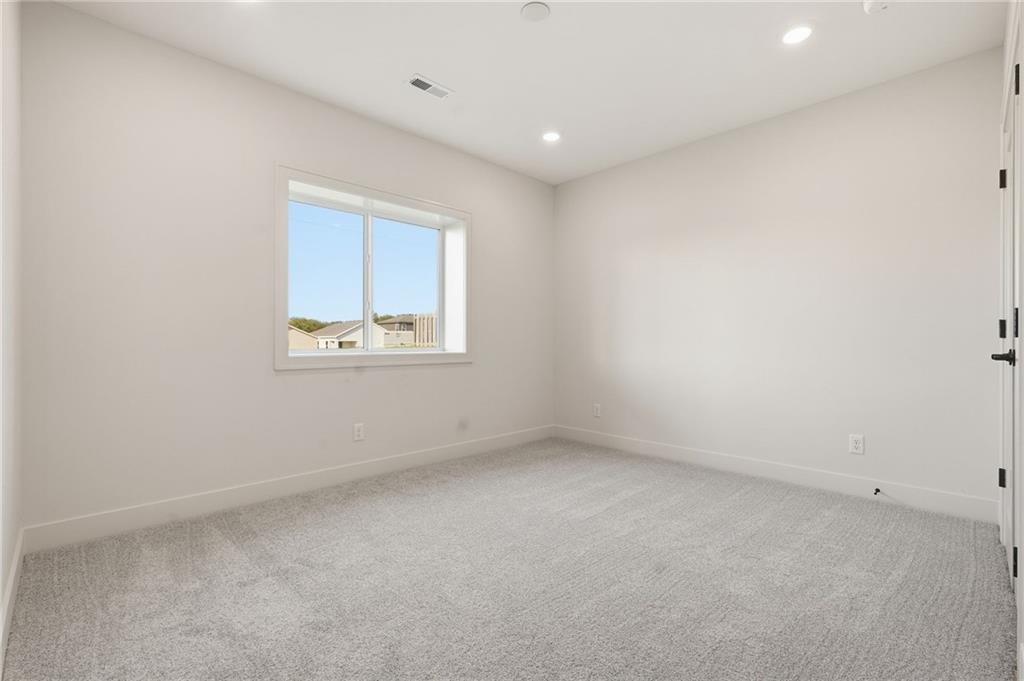 1226 Larkspur Place Property Photo 23
