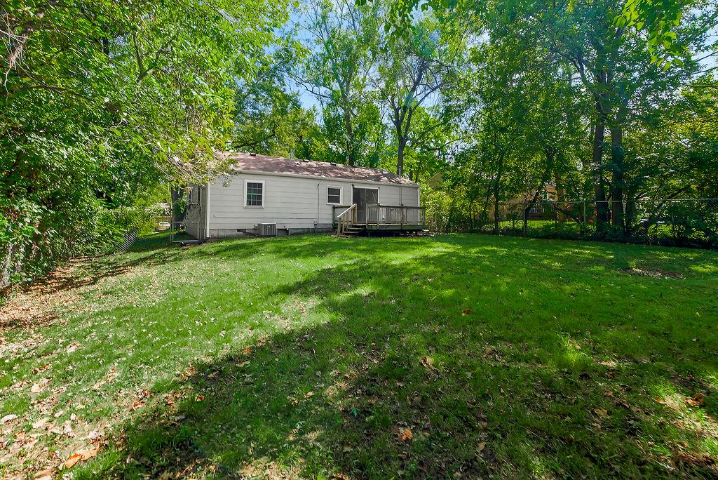 6402 E 149th Terrace Property Photo 18
