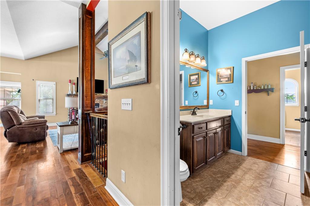 1302 Aberdeen Circle Property Photo 24