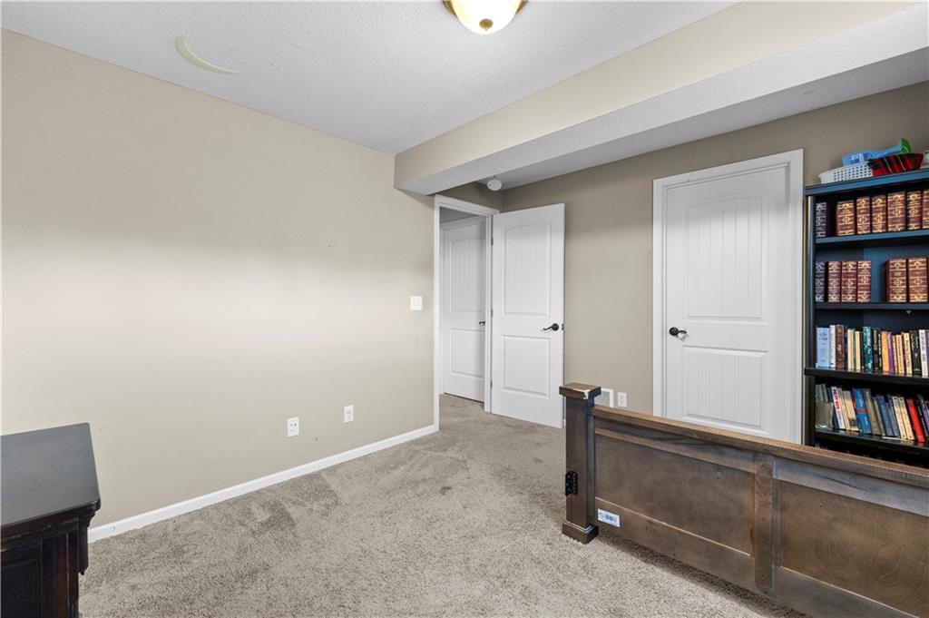 1302 Aberdeen Circle Property Photo 32