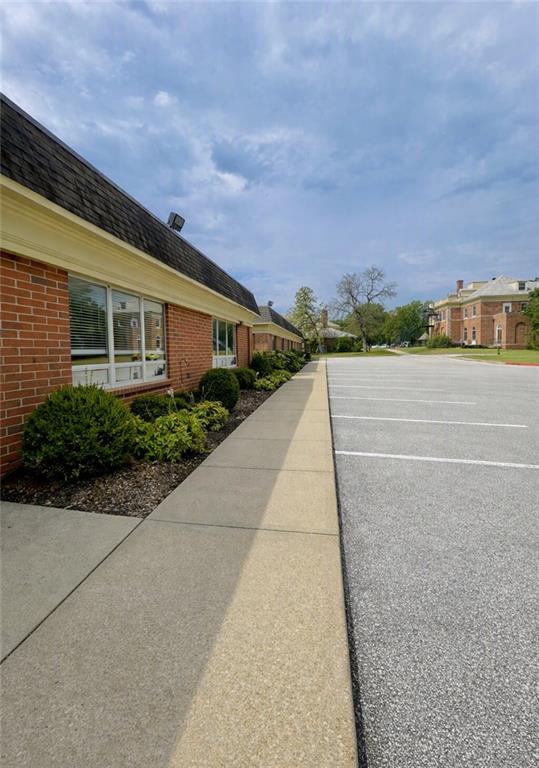 School/gym Building, 8150 Wornall Road Property Photo 3