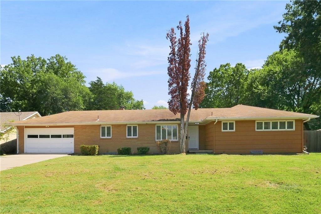 1405 N Mccoy Street Property Photo 1