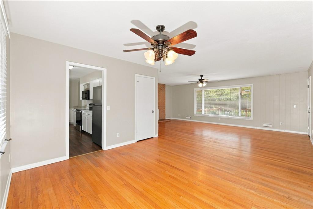 1405 N Mccoy Street Property Photo 5