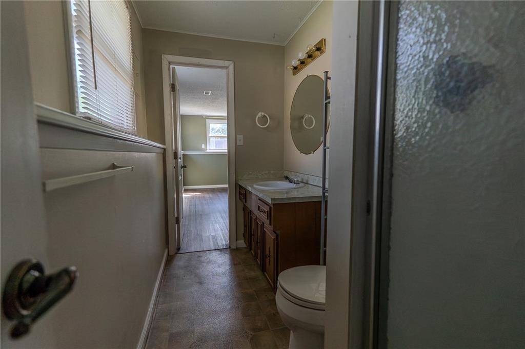 417 W 11th Street Property Photo 39