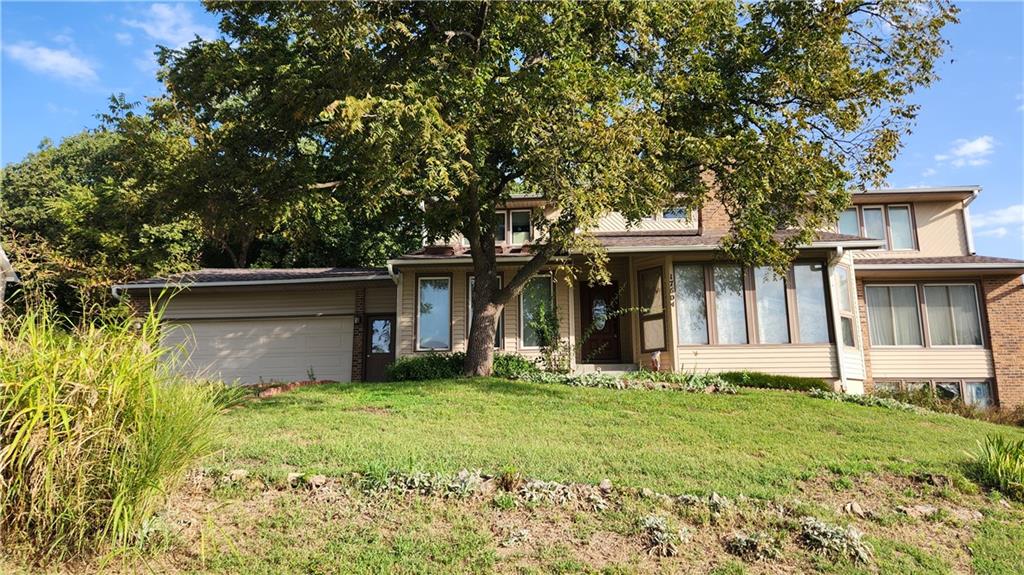 17604 W 67th Terrace Property Photo 2