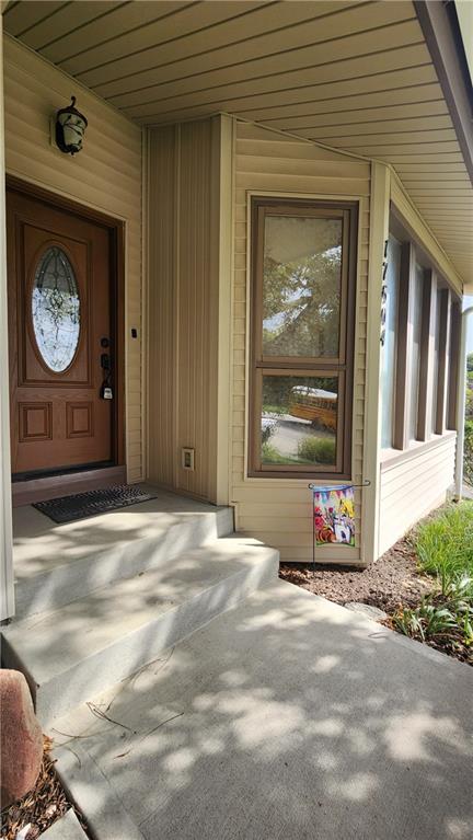 17604 W 67th Terrace Property Photo 4