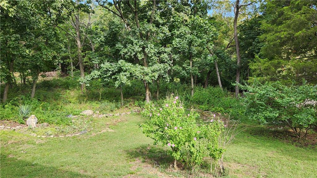 17604 W 67th Terrace Property Photo 6