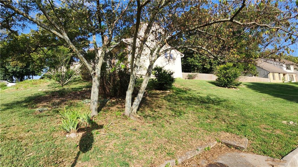 17604 W 67th Terrace Property Photo 8