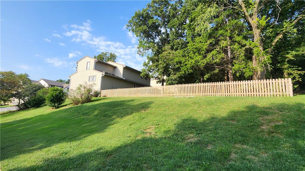17604 W 67th Terrace Property Photo 9