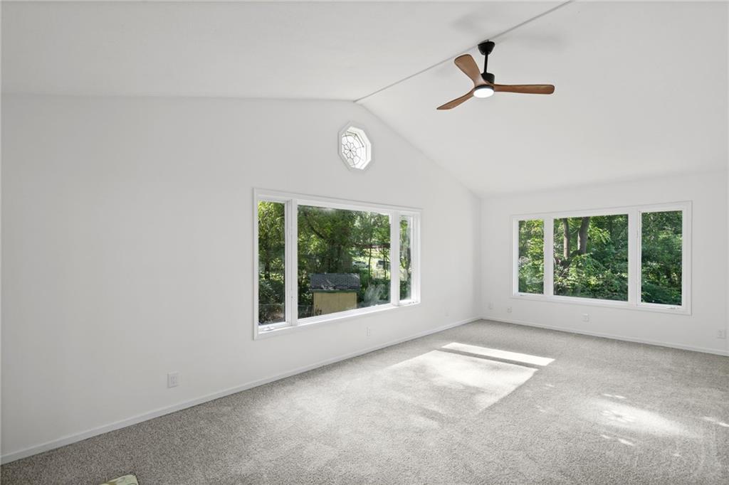 5400 Hunter Street Property Photo 13