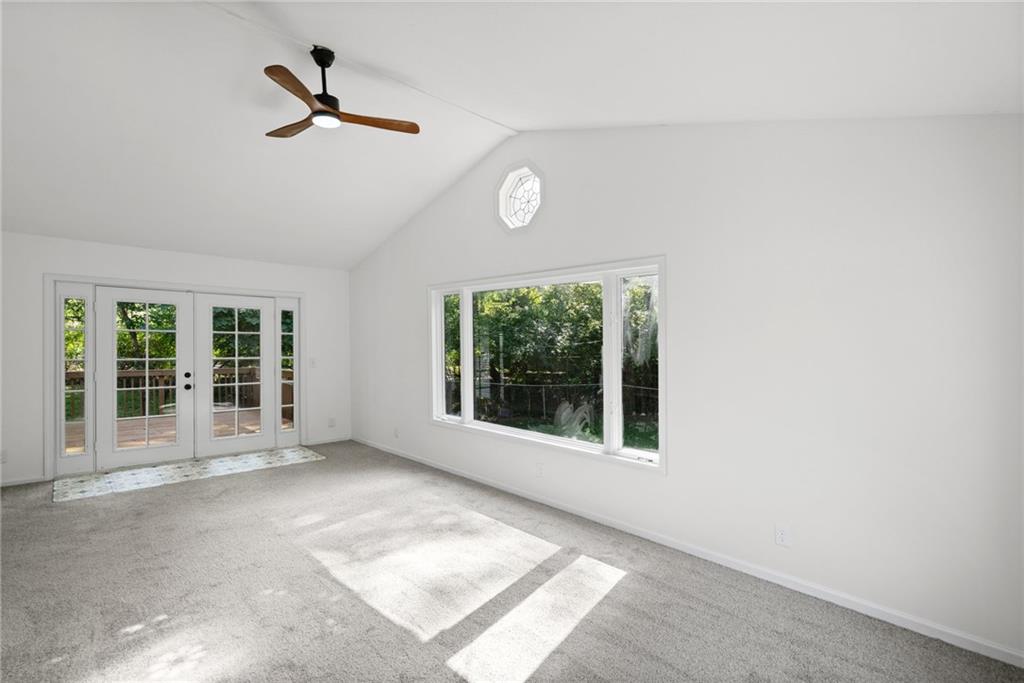5400 Hunter Street Property Photo 14