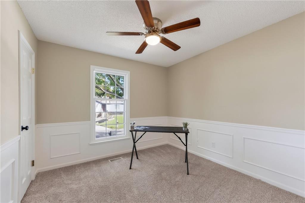 15413 W 152nd Street Property Photo 17