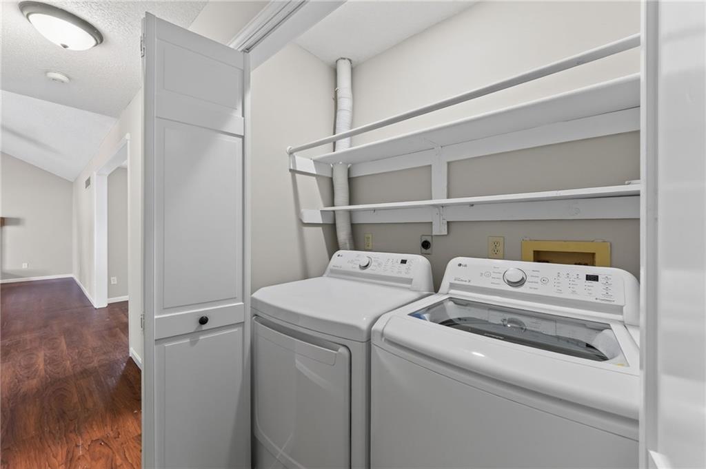15413 W 152nd Street Property Photo 22