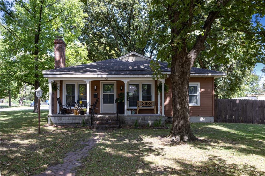 208 W Euclid Street Property Photo 1