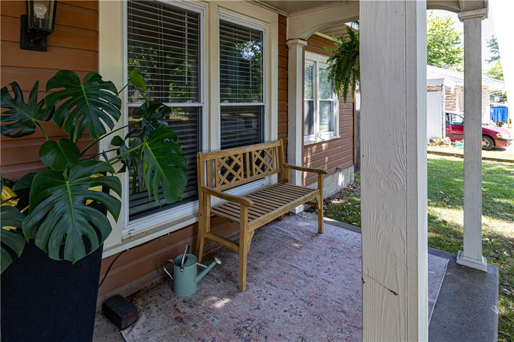 208 W Euclid Street Property Photo 6