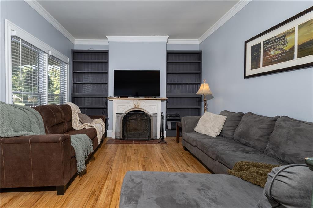208 W Euclid Street Property Photo 7