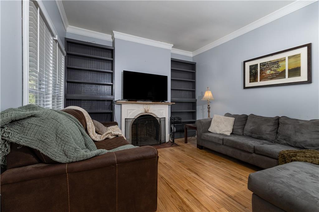 208 W Euclid Street Property Photo 8
