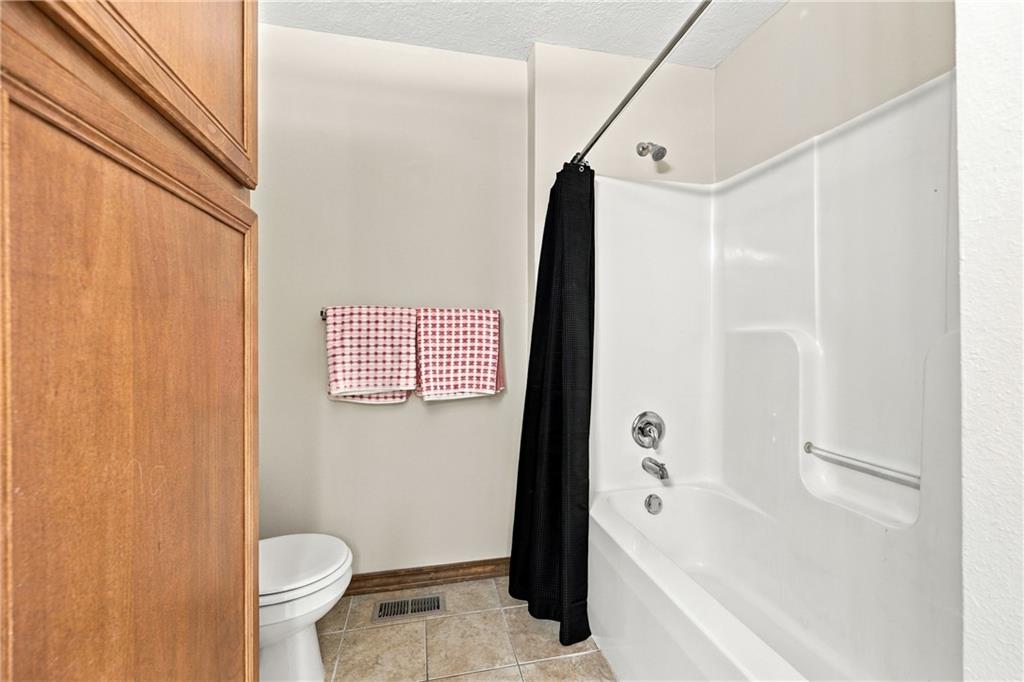 516 Emerson Drive Property Photo 14