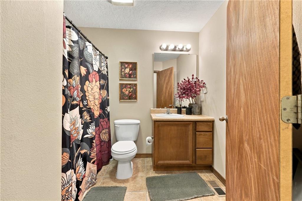 516 Emerson Drive Property Photo 16