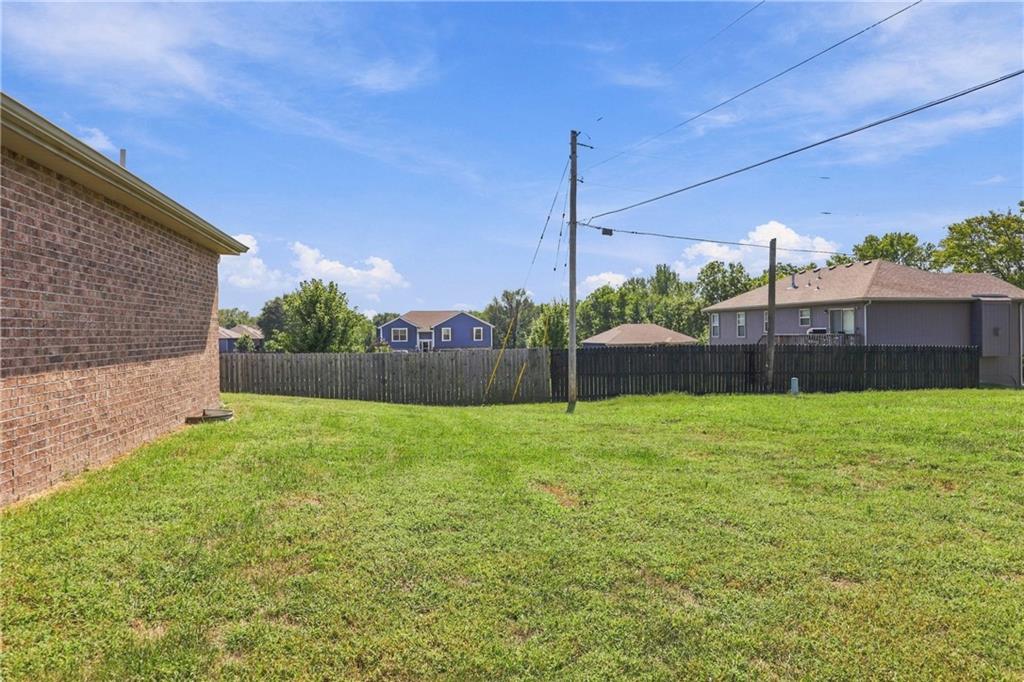516 Emerson Drive Property Photo 22