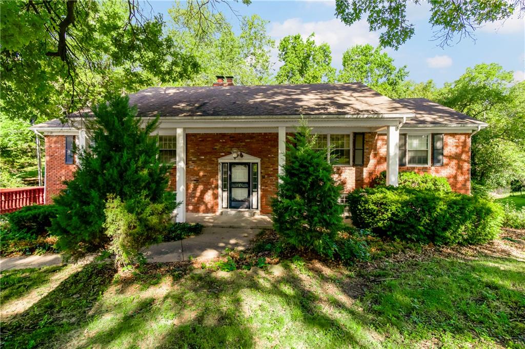 815 Adams Drive