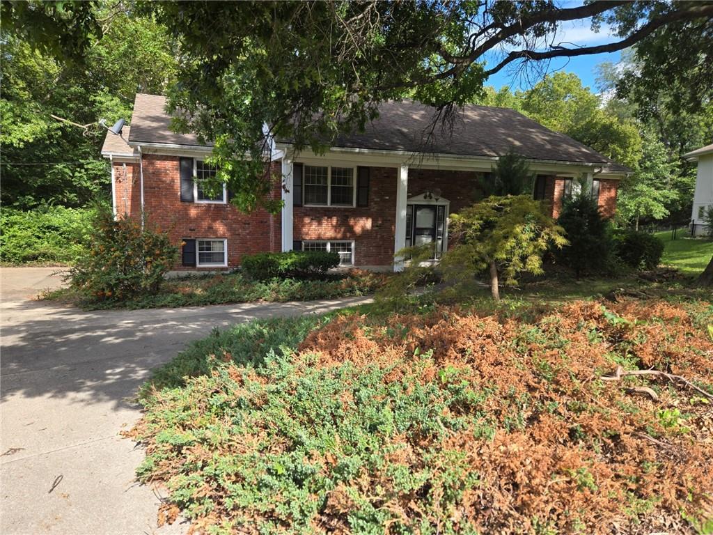 815 Adams Drive Property Photo 8
