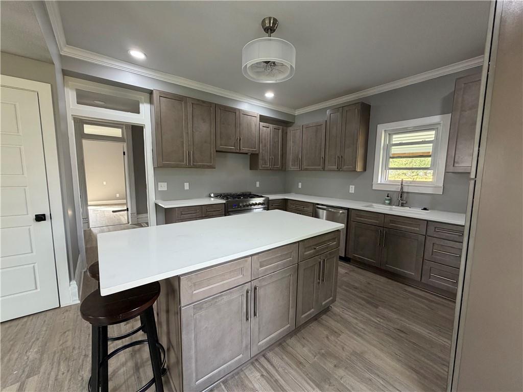 606 East Street Property Photo 4