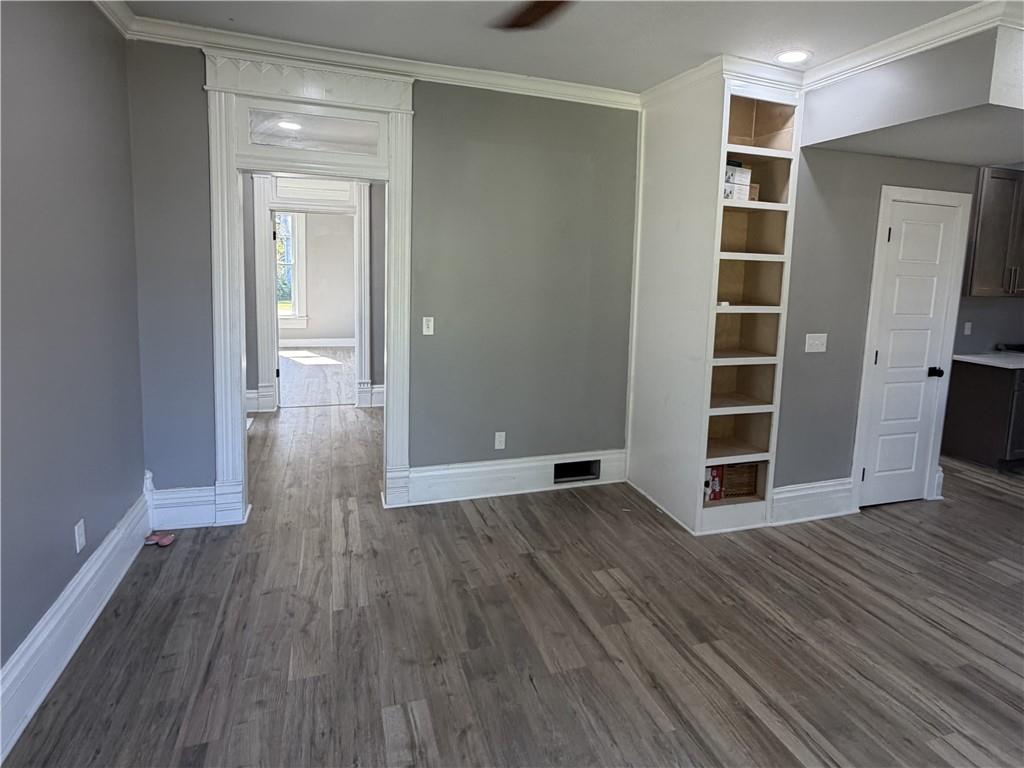 606 East Street Property Photo 8