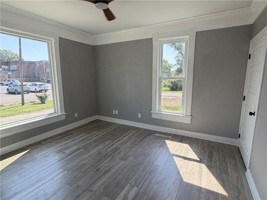 606 East Street Property Photo 13