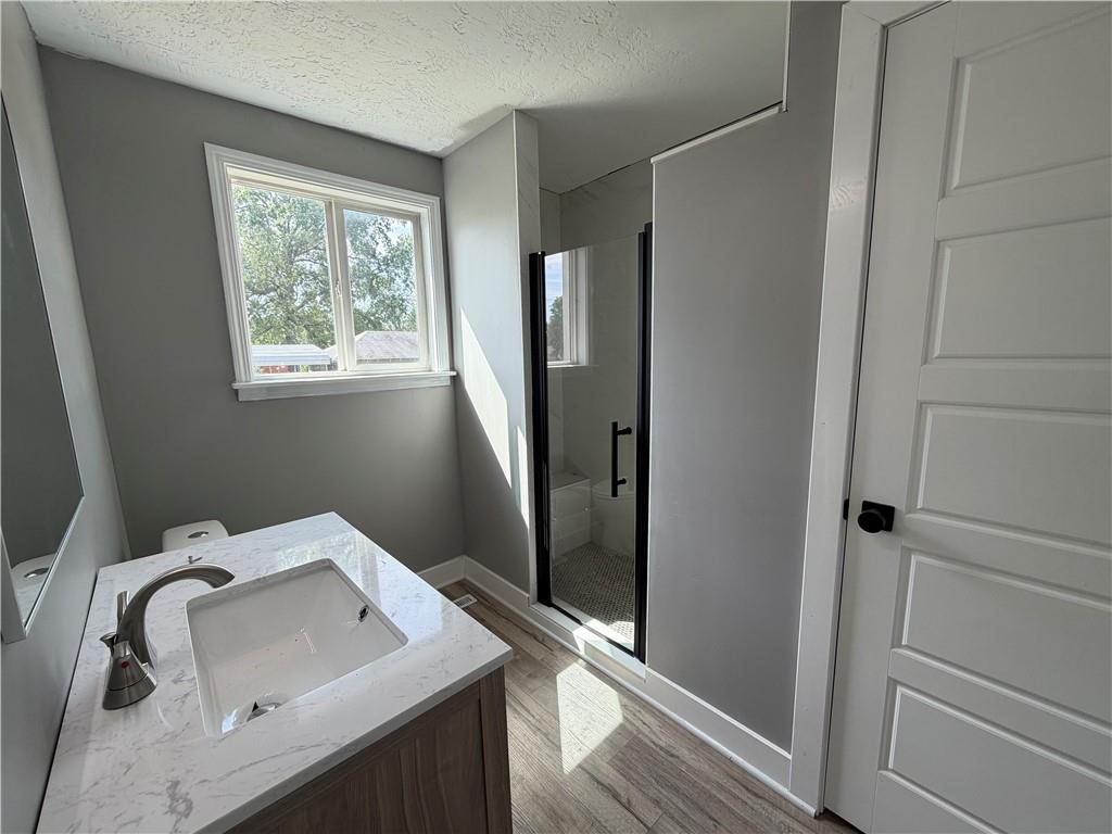 606 East Street Property Photo 20
