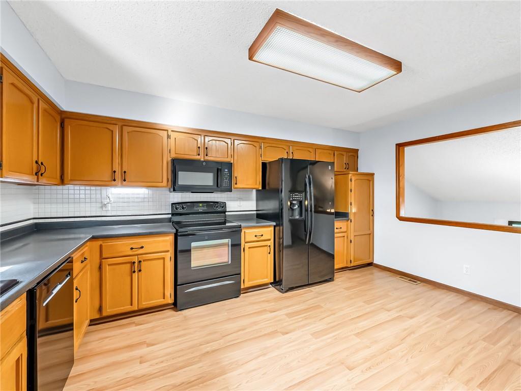 220 Crestview Street Property Photo 7