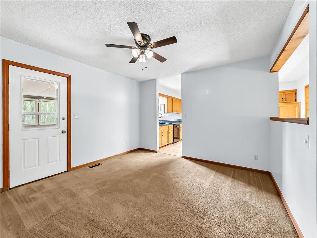 220 Crestview Street Property Photo 10